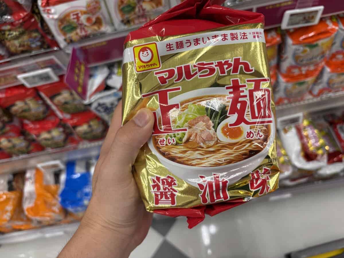 instant ramen example in supermarket