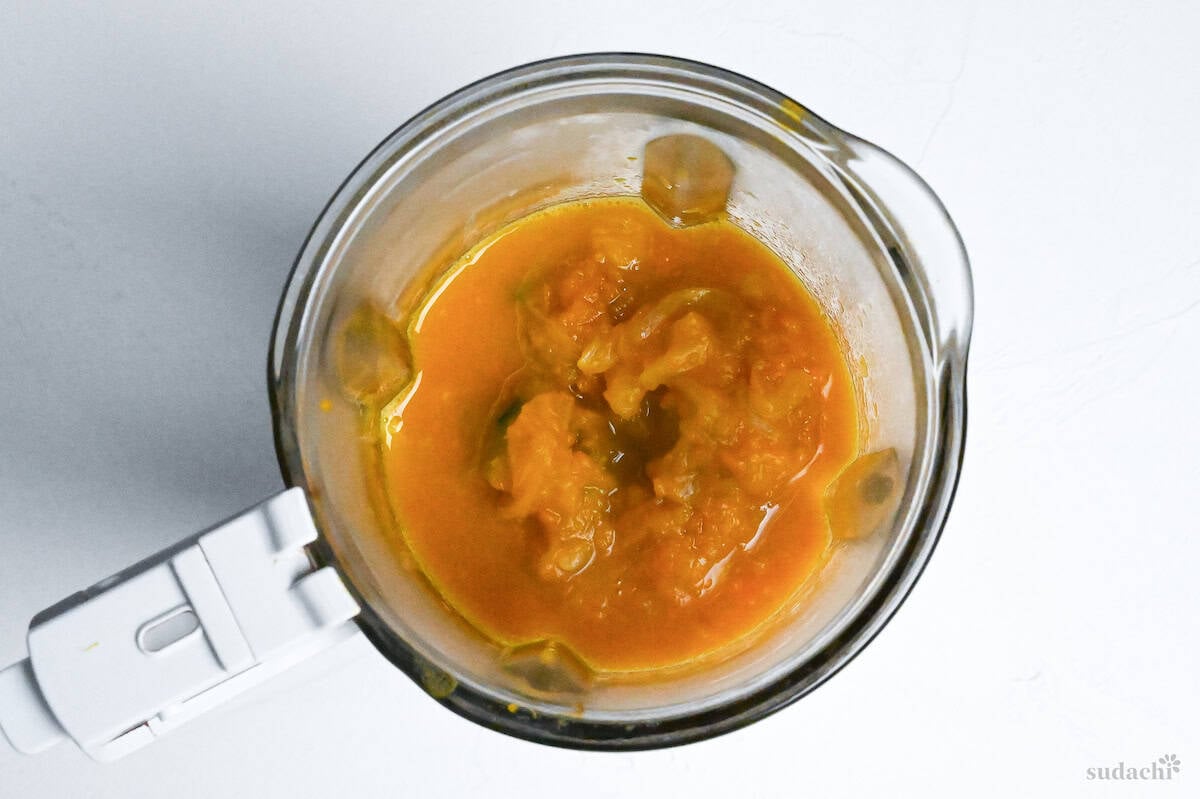 kabocha soup in a blender