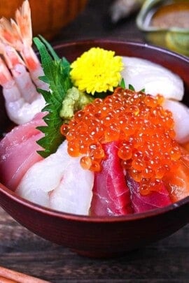 Kaisendon made with sashimi grade salmon, tuna, scallops, red snapper, sweet shrimps and ikura.