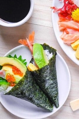 temaki sushi hand roll sushi thumbnail